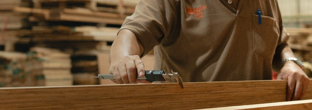Precision Teak Craftsmanship & Quality Verification